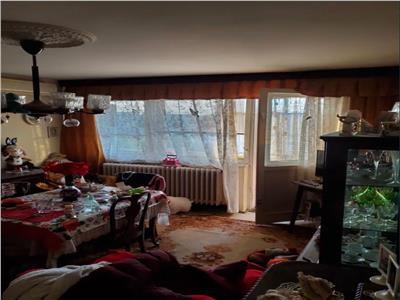 Apartament 3 camere de vanzare Drumul Taberei