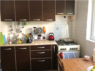 Apartament 2 camere de vanzare Lujerului