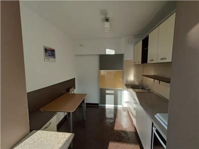 Apartament 3 camere Crangasi
