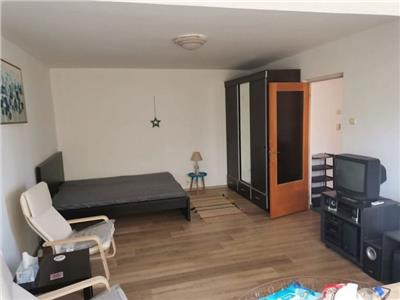Garsoniera de vanzare Lujerului