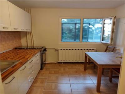 vanzare apartament 2 camere zona lujerului Bucuresti