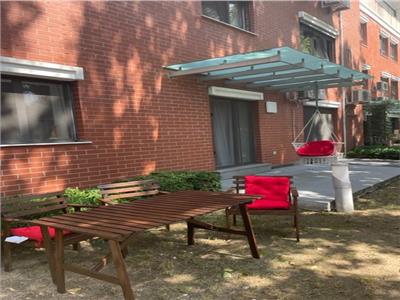 Inchiriere duplex 4 camere cu gradina de 85 mp zona Barbu Vacarescu