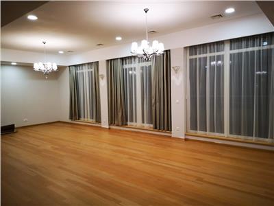Inchiriere apartament 4 camere zona Herastrau