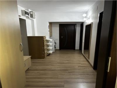 Vanzare apartament 2 camere Nerva Traian cu centrala proprie vedere pe fata