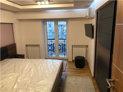 Inchiriere apartament 3 camere zona Decebal