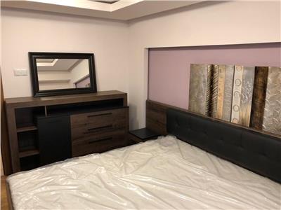 Inchiriere apartament 3 camere zona Decebal
