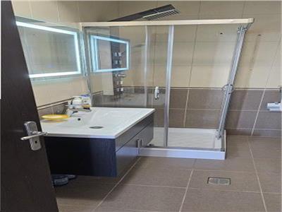 Apartament de vanzare 3 camere zona Nerva Traian