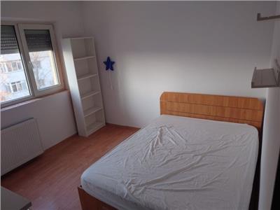 Vand Apartament 2 camere