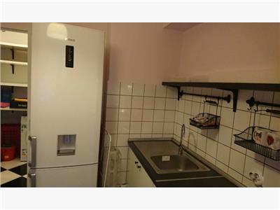 Apartament 2 camere de vanzare Gorjului