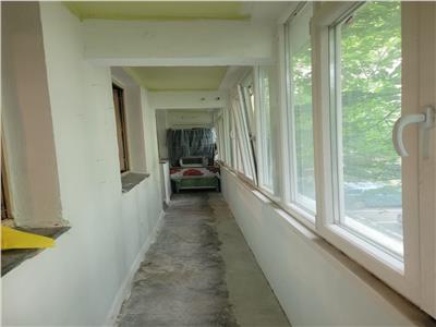 apartament 3 camere de vanzare drumul taberei Bucuresti