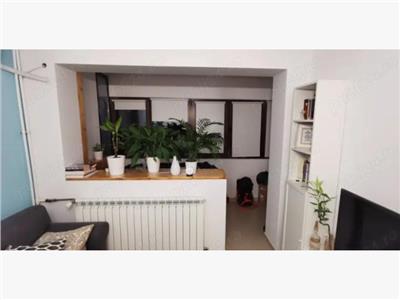 Apartament 2 camere de vanzare gorjului