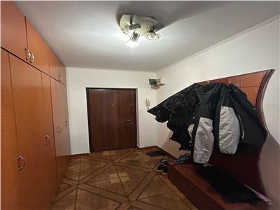 Apartament 2 camere de vanzare Lujerului