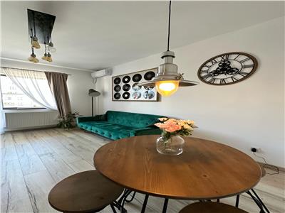 Apartament 2 camere de vanzare Lujerului