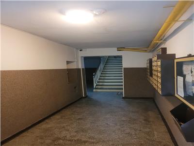 Apartament 3 camere de vanzare Drumul Taberei