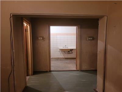 Apartament 3 camere de vanzare Drumul Taberei