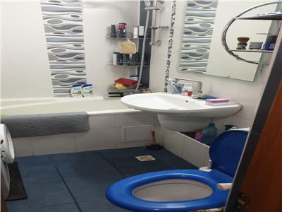 Apartament 4 camere de vanzare Gorjului