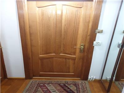 Apartament 4 camere de vanzare Gorjului