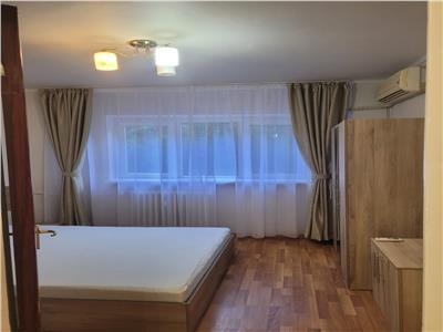 Apartament 2 camere de vanzare Gorjului