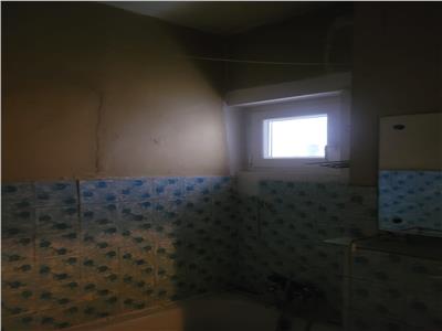 Apartament 3 camere de vanzare Drumul Taberei